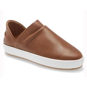 Beek Jay Leather Slip-On Sneakers in Honey NWOB Size 6